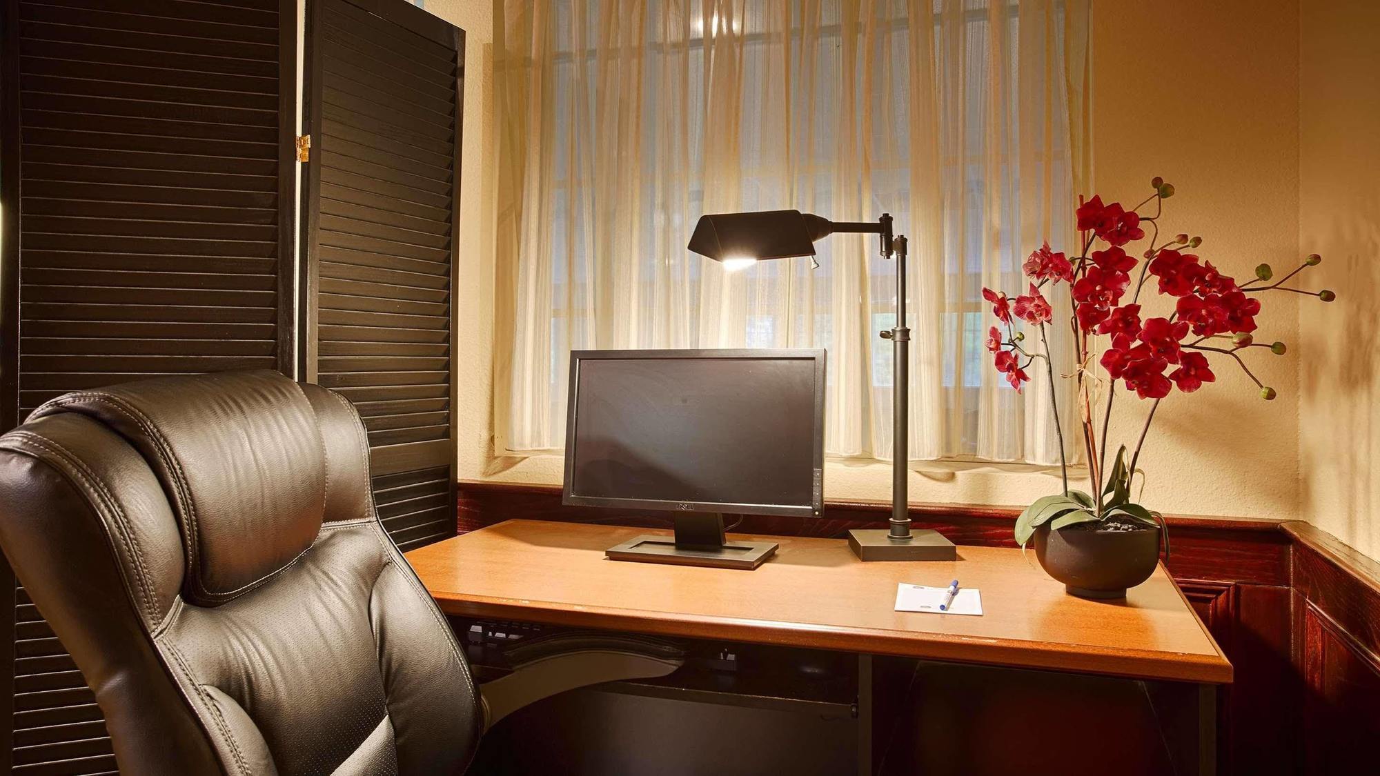 Best Western York Inn Zewnętrze zdjęcie